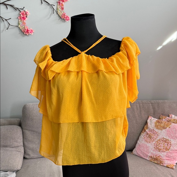 H&M Yellow Ruffled Off-Shoulder Blouse - Picture 2 of 7